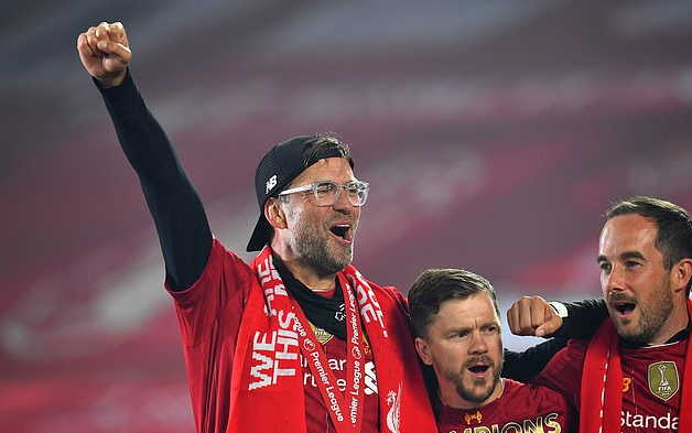 辛苦!王楚钦谈一日三赛：的确感觉有点累了!幸好搭档都是世界最强