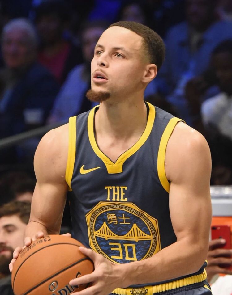 阿斯：皇马明夏可以1350万欧回购切马，2027年涨至1800万欧（阿斯：皇马明夏可用1350万欧回购切马，回购价至2027年提升至1800万欧）