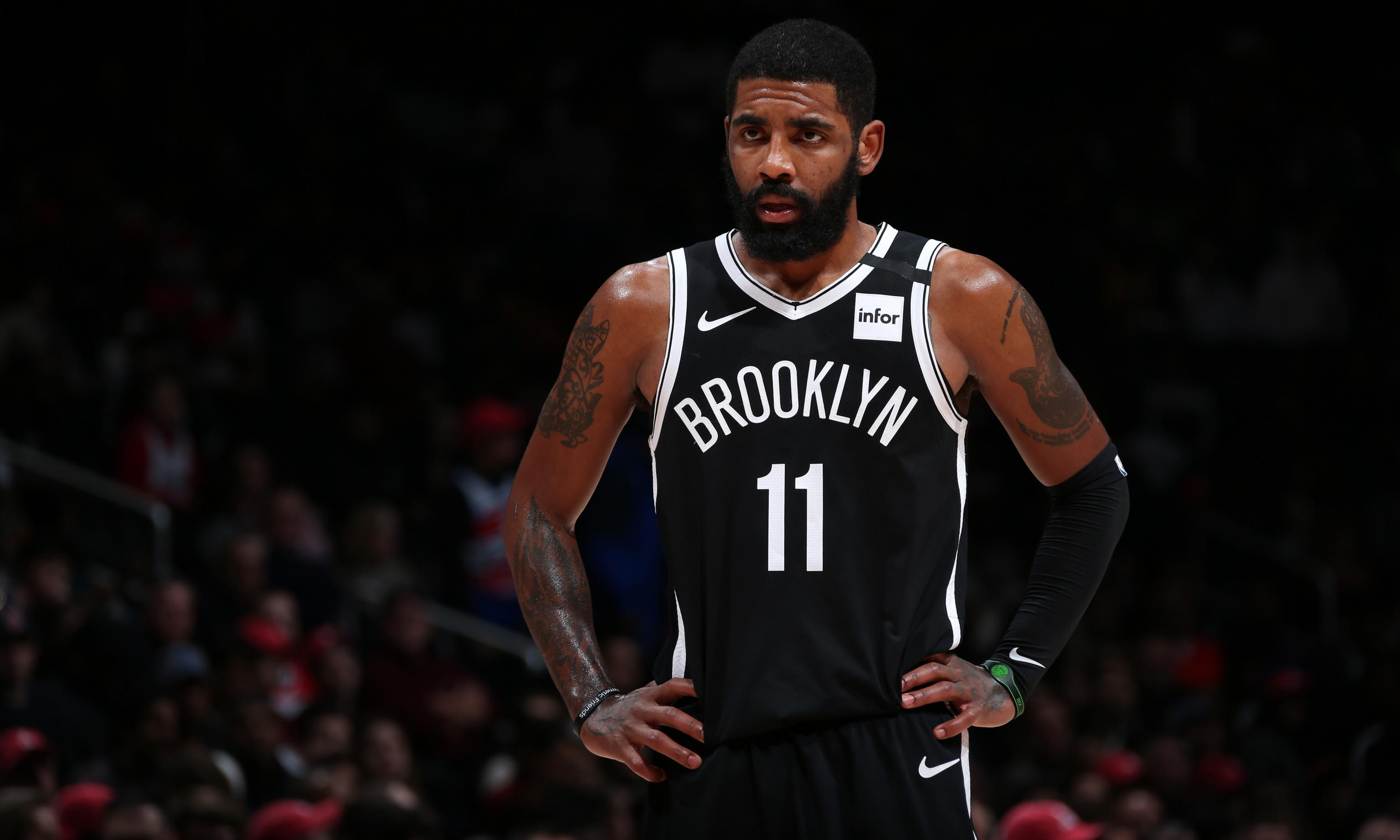 让三人反复 让三人反复